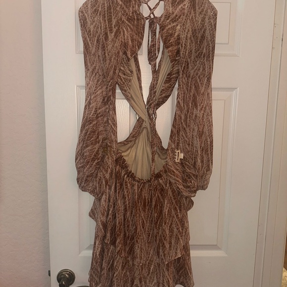 Cut Out Ruffled Mini Dress - Picture 2 of 2